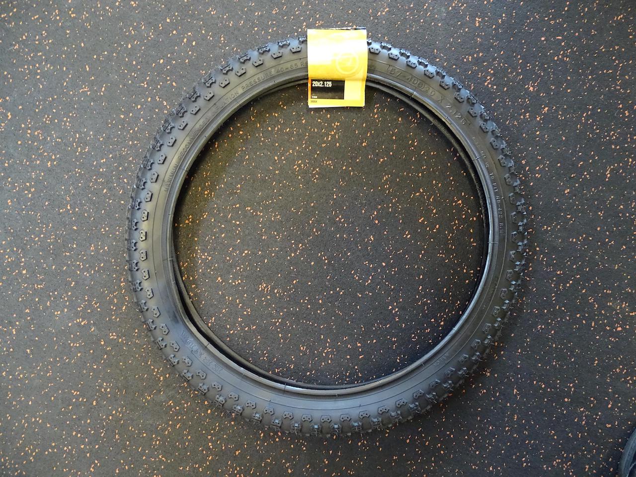 20x2 125 bmx tire